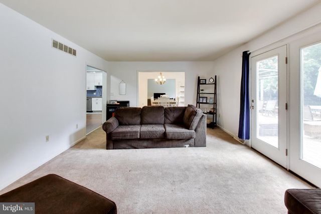 3240 JUNIPER LN, Huntingtown, MD 20639
