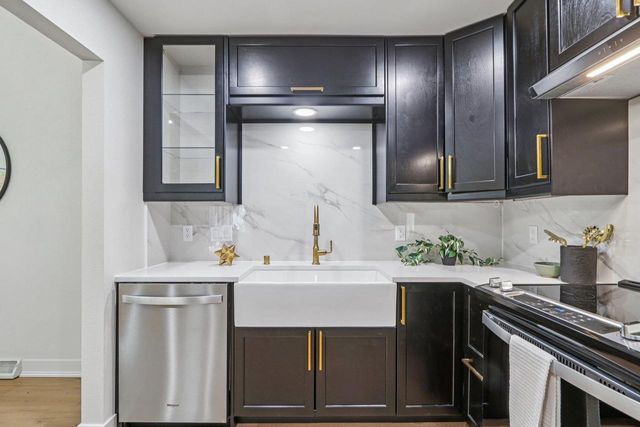 7301 Cedar Creek Trail, Madison, WI 53717