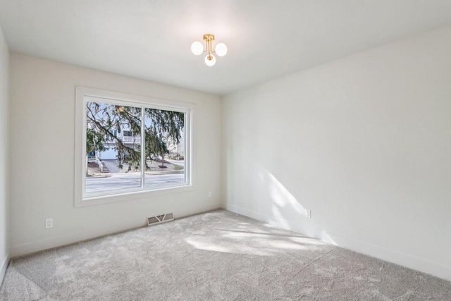 7301 Cedar Creek Trail, Madison, WI 53717