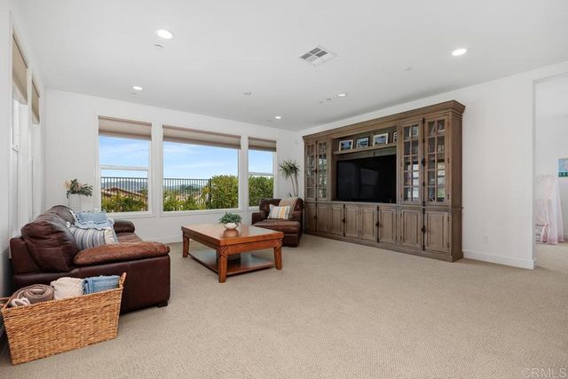 1365 Vista Avenue, Escondido, CA 92026