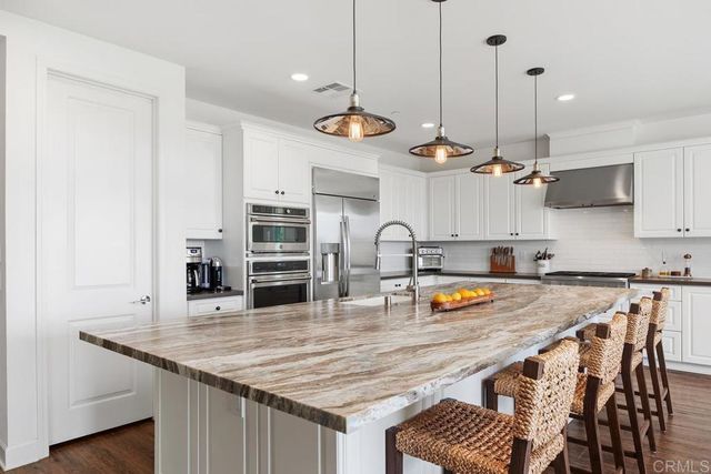 1365 Vista Avenue, Escondido, CA 92026
