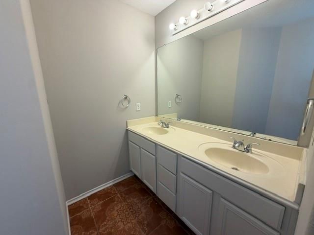 4211 Buras Pass Lane, Houston, TX 77045