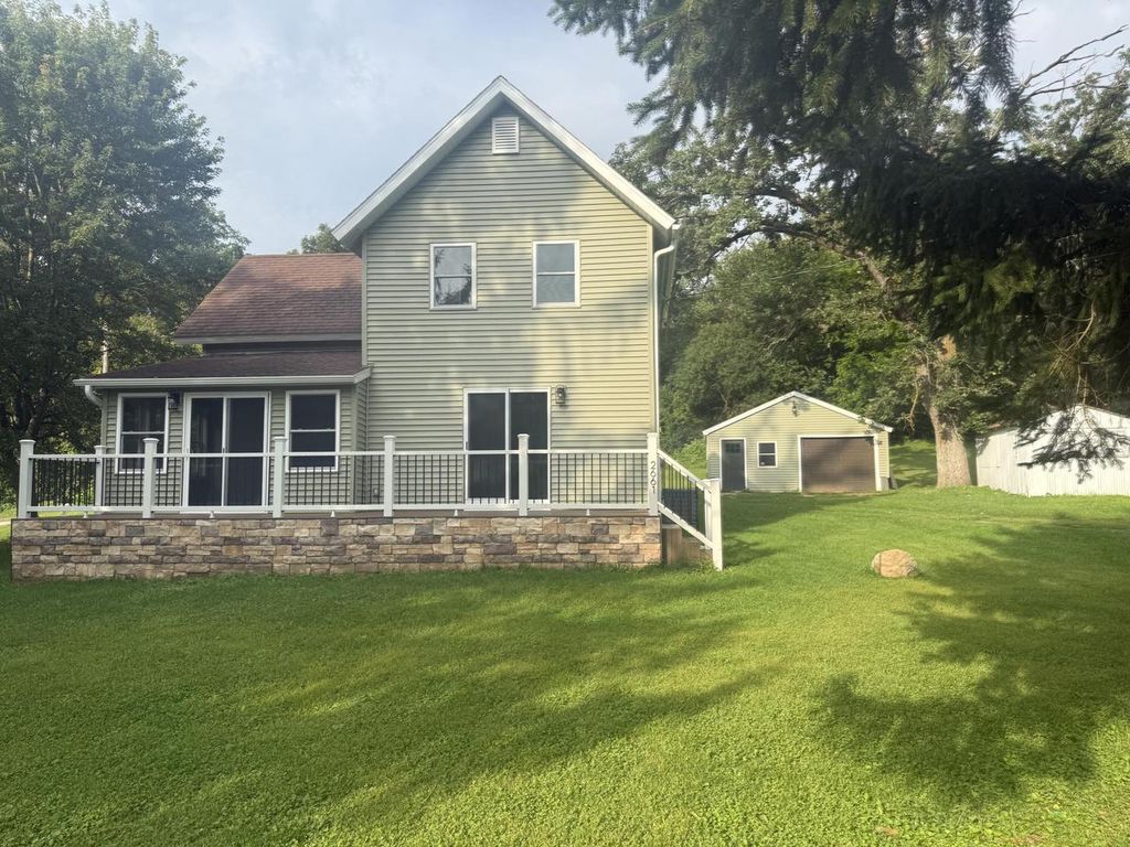 2661 County Rd O, Delavan, WI 53115