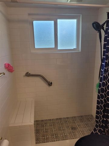 12370 SE 138 AVENUE, Ocklawaha, FL 32179