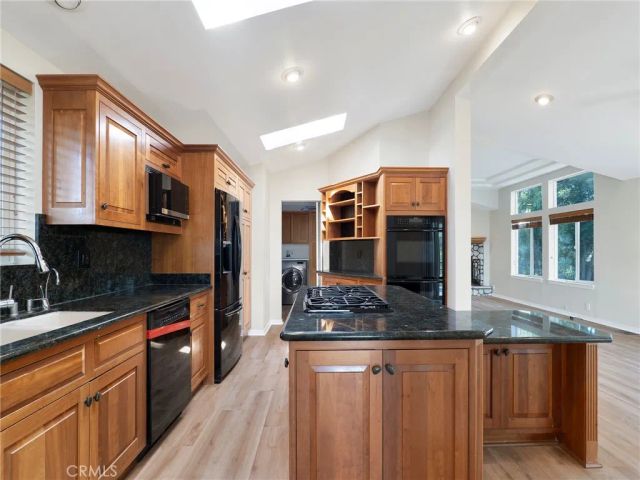 126 Pueblo Lane, Topanga, CA 90290