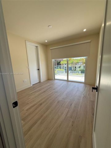 3326 Elizabeth Street, Miami, FL 33133