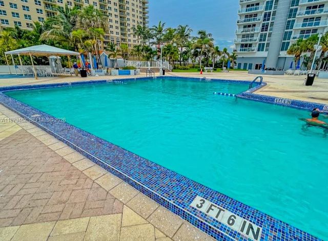 2030 S Ocean Dr 1614, Hallandale Beach, FL 33009