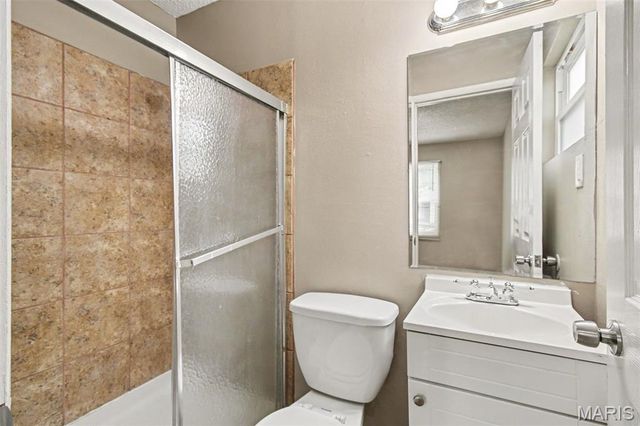 12995 Verwood Drive, Florissant, MO 63033