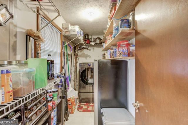 538 Valleyview Drive, Winder, GA 30680