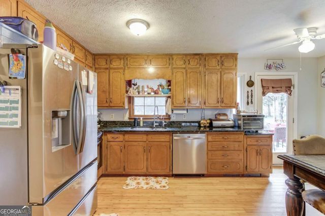 538 Valleyview Drive, Winder, GA 30680