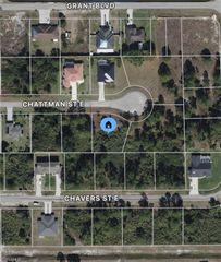 668/670 Chattman ST E, Lehigh Acres, FL 33974