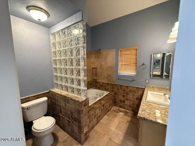 3518 W CHARLOTTE Drive, Glendale, AZ 85310