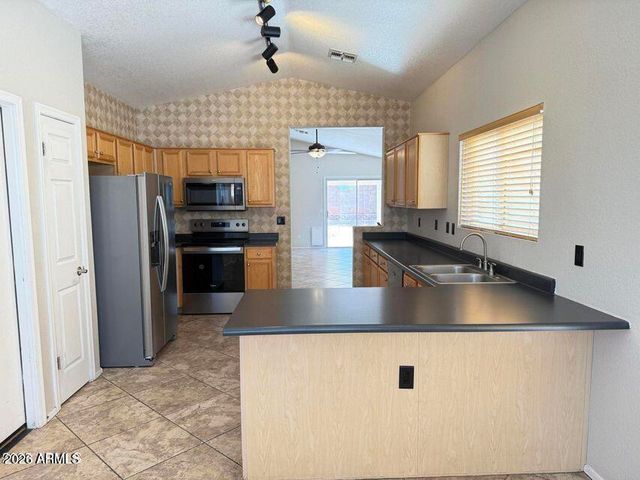 3518 W CHARLOTTE Drive, Glendale, AZ 85310