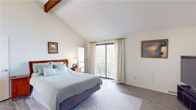 1939 Pine Drive, Kent, OH 44240