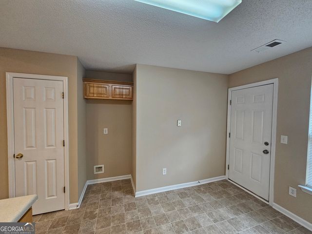 208 Lossie Lane, Mcdonough, GA 30253