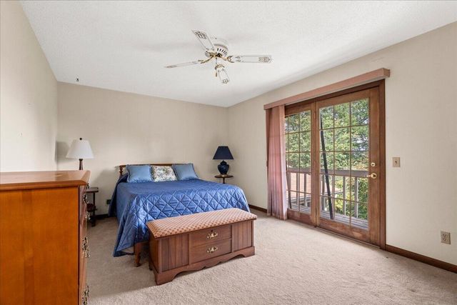 2606 W Hillview Drive, Dalton, GA 30721