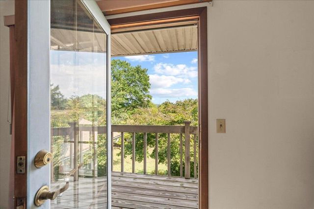 2606 W Hillview Drive, Dalton, GA 30721