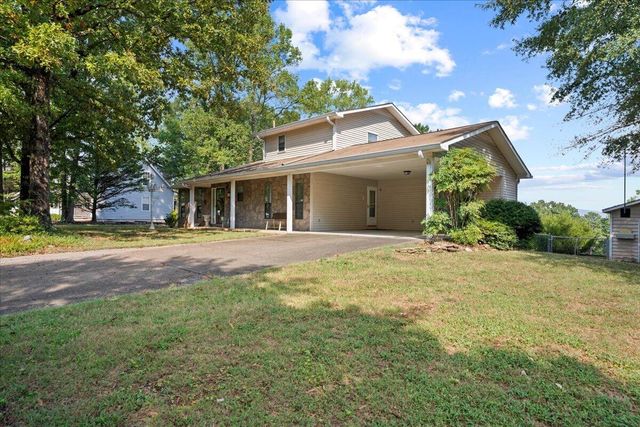 2606 W Hillview Drive, Dalton, GA 30721
