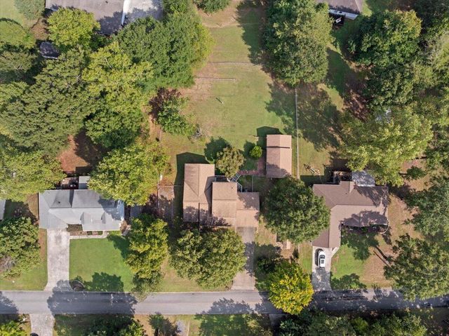 2606 W Hillview Drive, Dalton, GA 30721