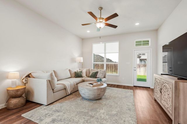 2038 Viva Road, Bryan, TX 77807