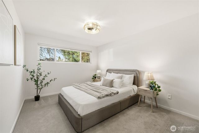 7922 9th Avenue SW, Seattle, WA 98106