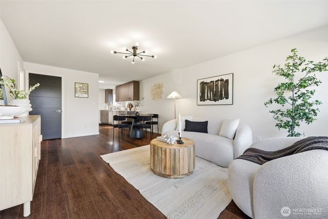 7922 9th Avenue SW, Seattle, WA 98106