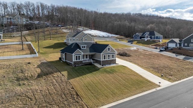 45 ROLLING OAKS DR, Fishersville, VA 22939