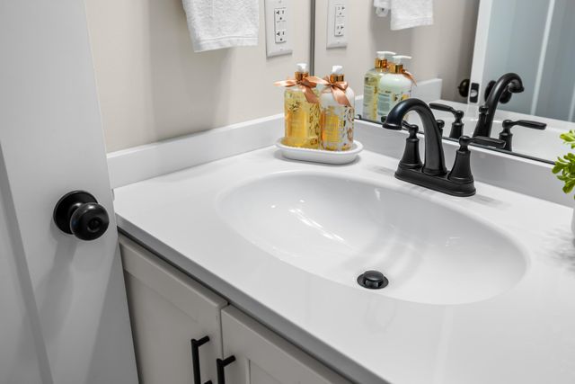 45 ROLLING OAKS DR, Fishersville, VA 22939