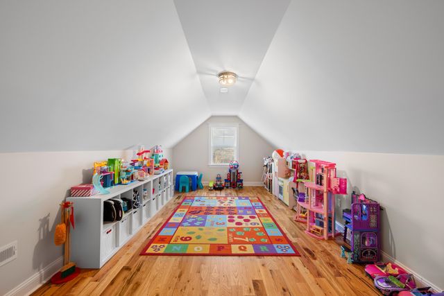 45 ROLLING OAKS DR, Fishersville, VA 22939