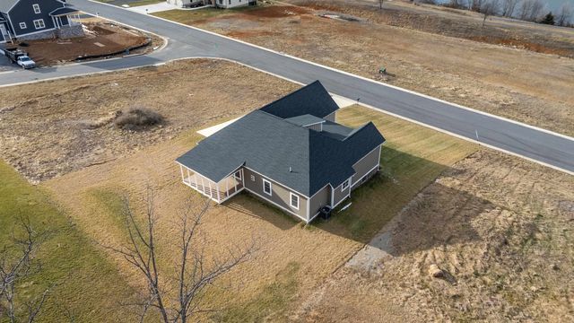 45 ROLLING OAKS DR, Fishersville, VA 22939