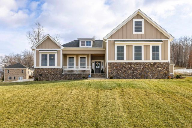 45 ROLLING OAKS DR, Fishersville, VA 22939