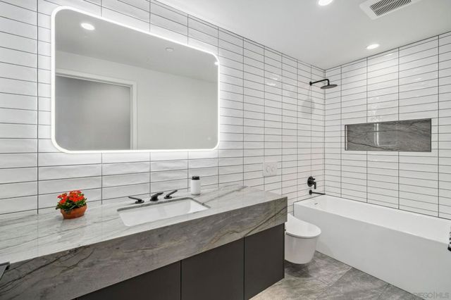 2035 Evergreen, San Diego, CA 92106