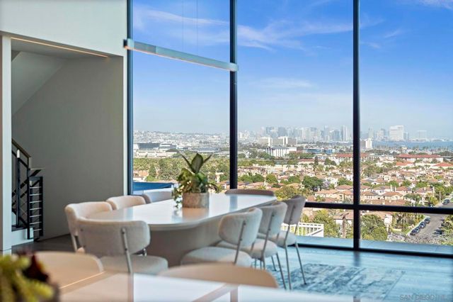 2035 Evergreen, San Diego, CA 92106