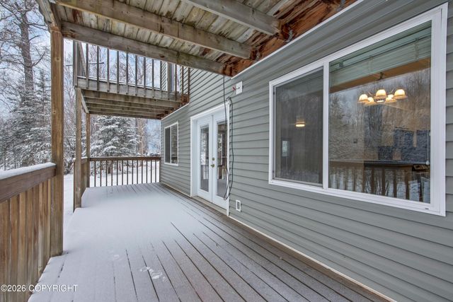 17755 E Idle Drive, Palmer, AK 99645