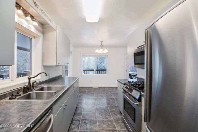 17755 E Idle Drive, Palmer, AK 99645