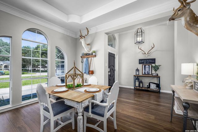 601 WOODLAKE DR, Mcqueeney, TX 78123