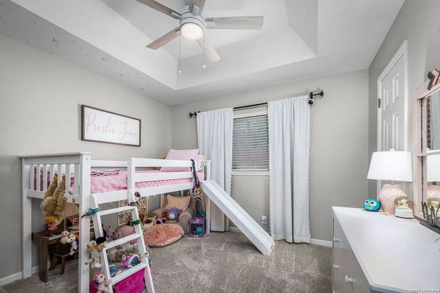 601 WOODLAKE DR, Mcqueeney, TX 78123