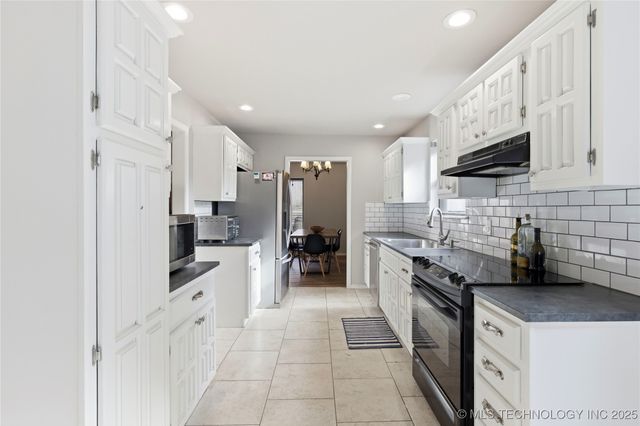 6403 S Kingston Avenue, Tulsa, OK 74136