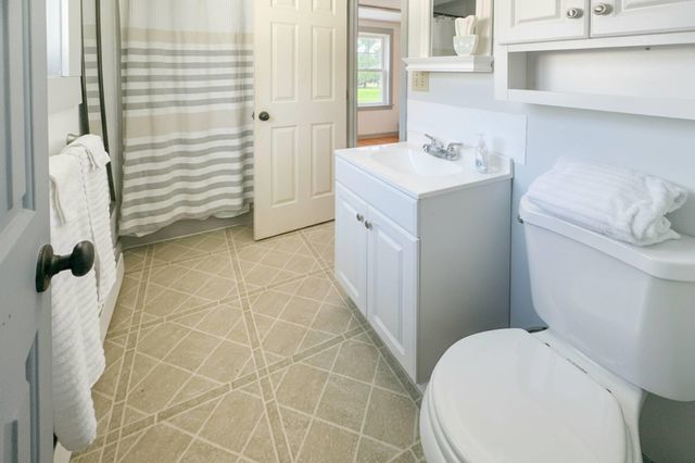 49 Red Sleigh Road, Campton, NH 03223