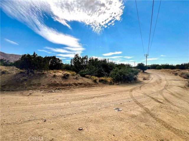 0 Four Winds Rd., Juniper Hills, CA 93543