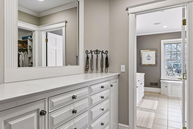 8662 Great Waters Alcove, Eden Prairie, MN 55347