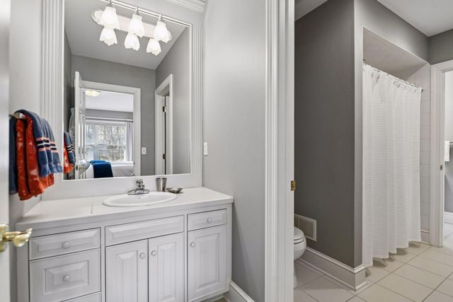 8662 Great Waters Alcove, Eden Prairie, MN 55347
