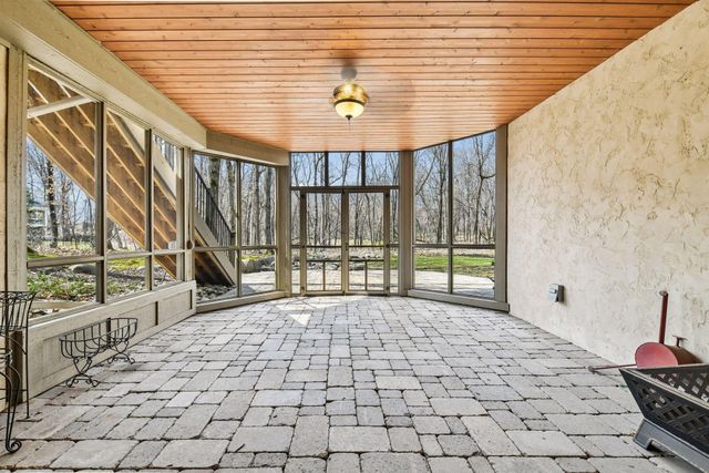 8662 Great Waters Alcove, Eden Prairie, MN 55347