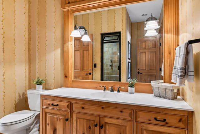 8662 Great Waters Alcove, Eden Prairie, MN 55347