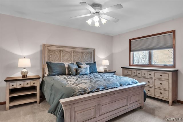 809 Carriage Lane, Lewiston, NY 14092