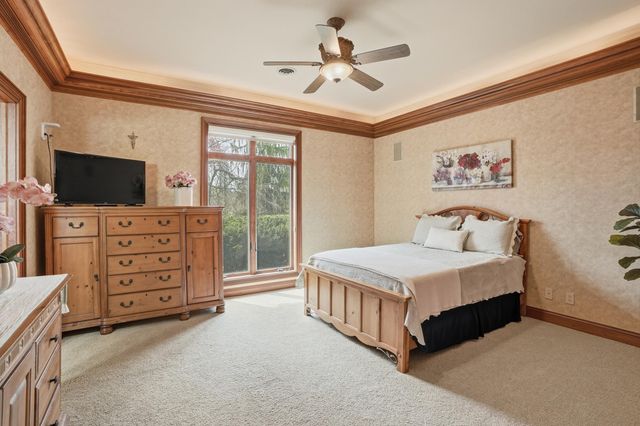 8315 Meadow Lane, St. John, IN 46373