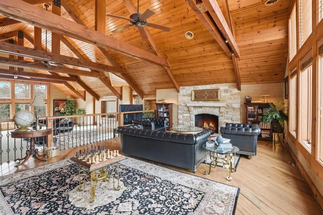 8315 Meadow Lane, St. John, IN 46373