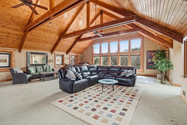 8315 Meadow Lane, St. John, IN 46373