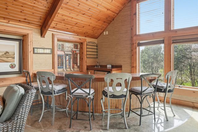 8315 Meadow Lane, St. John, IN 46373