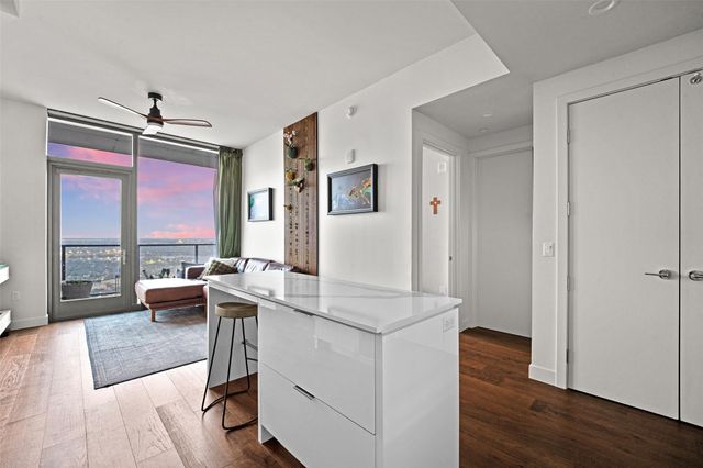 44 East Ave 3705, Austin, TX 78701